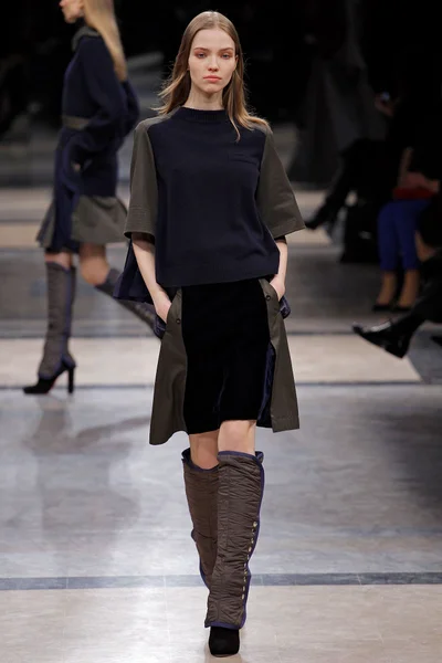Look 2